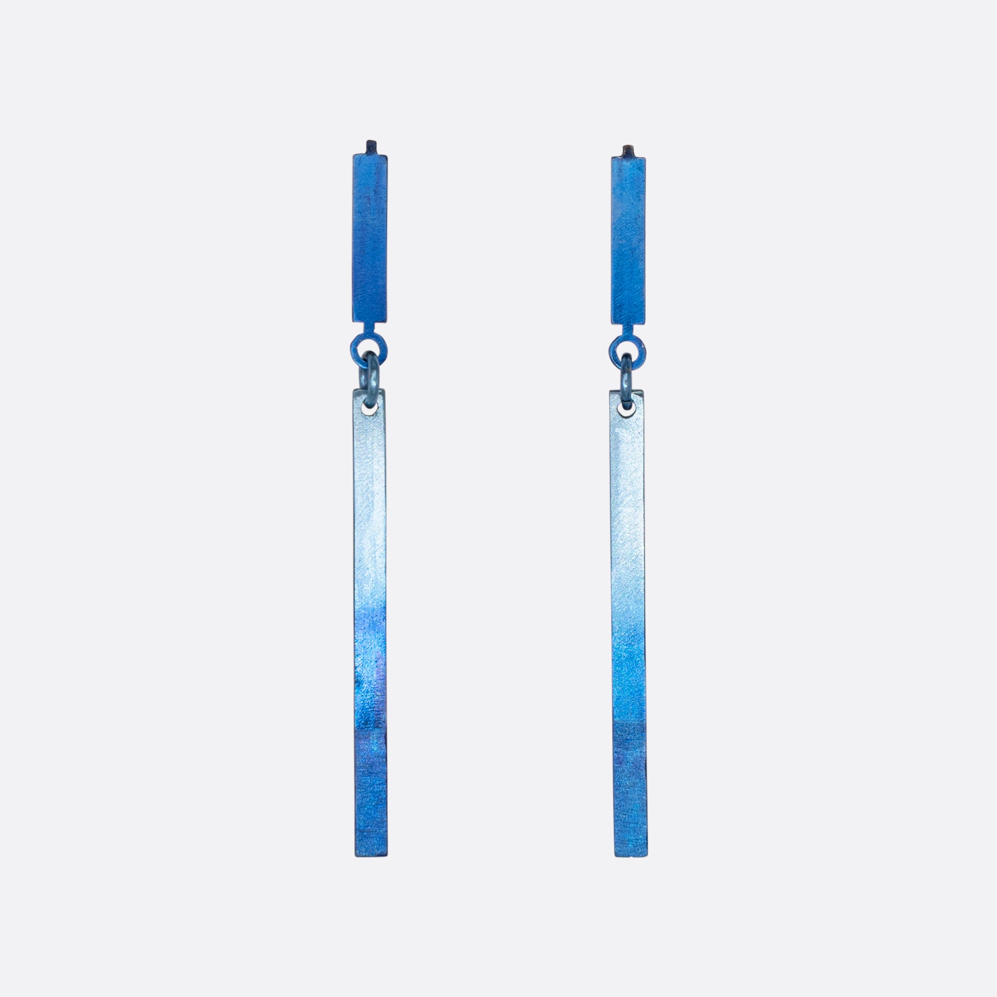 Sonda Mark 1 Blue — Minimalist Titanium Bar Earrings