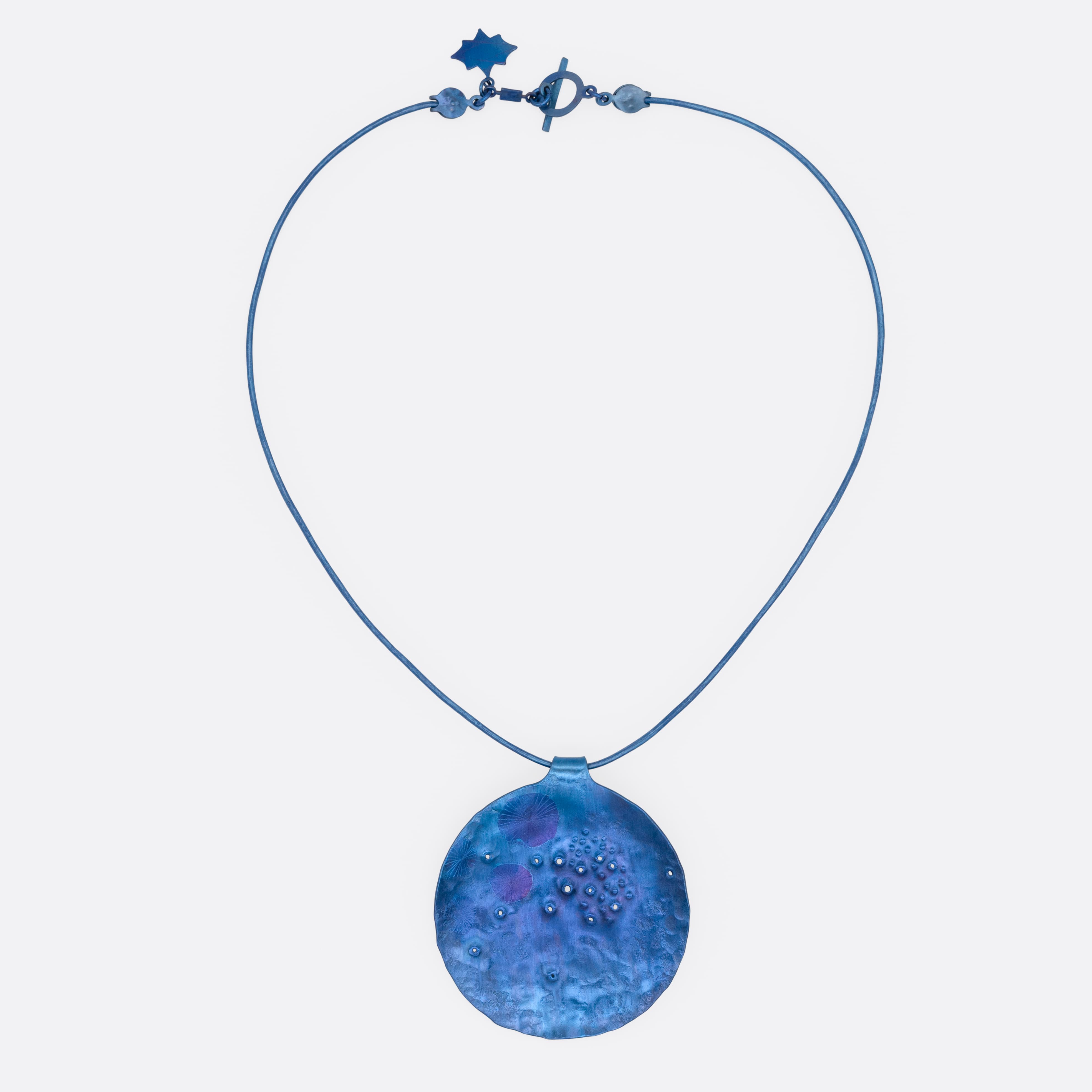 Roca de Lapas – Titanium Necklace & Brooch