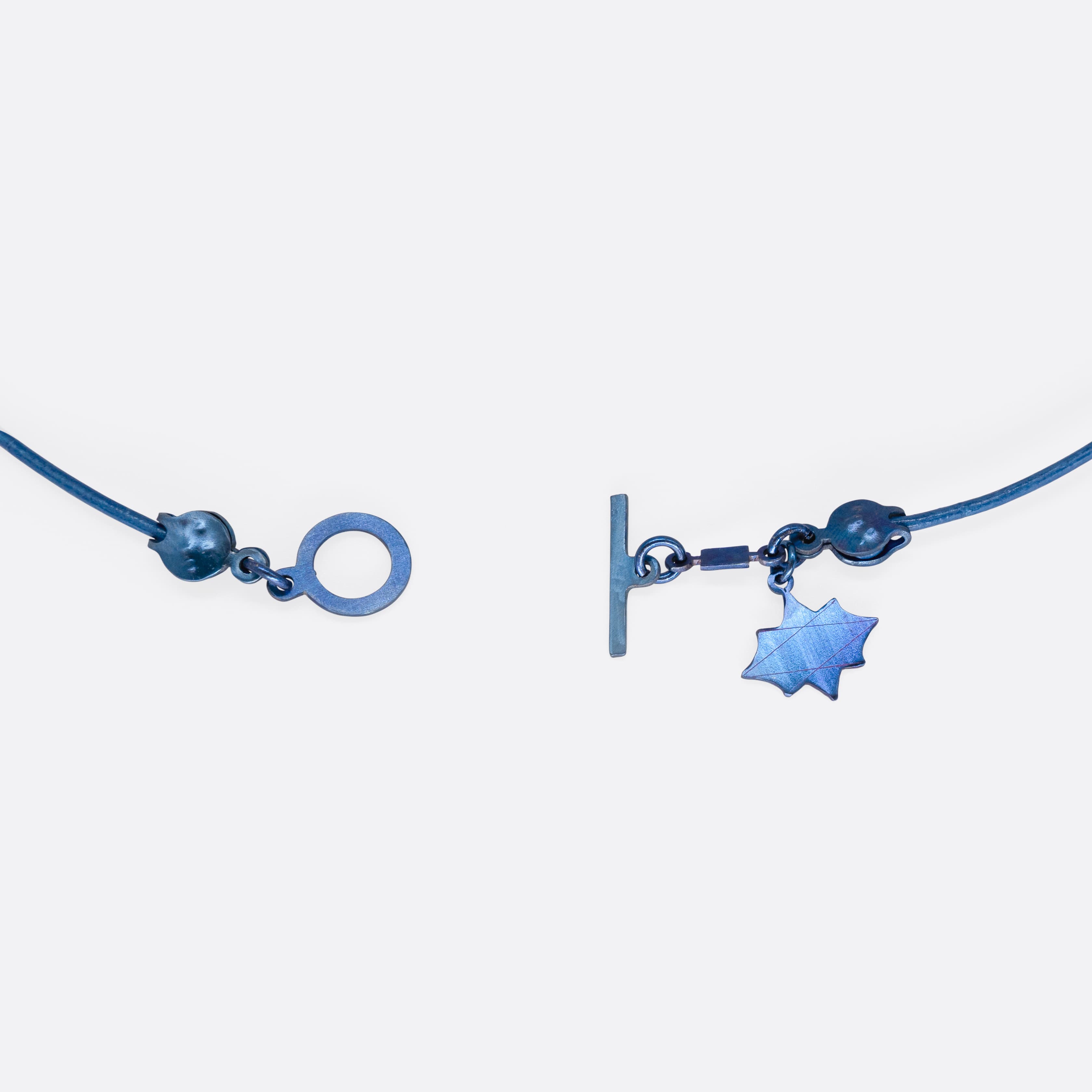 Roca de Lapas – Titanium Necklace & Brooch