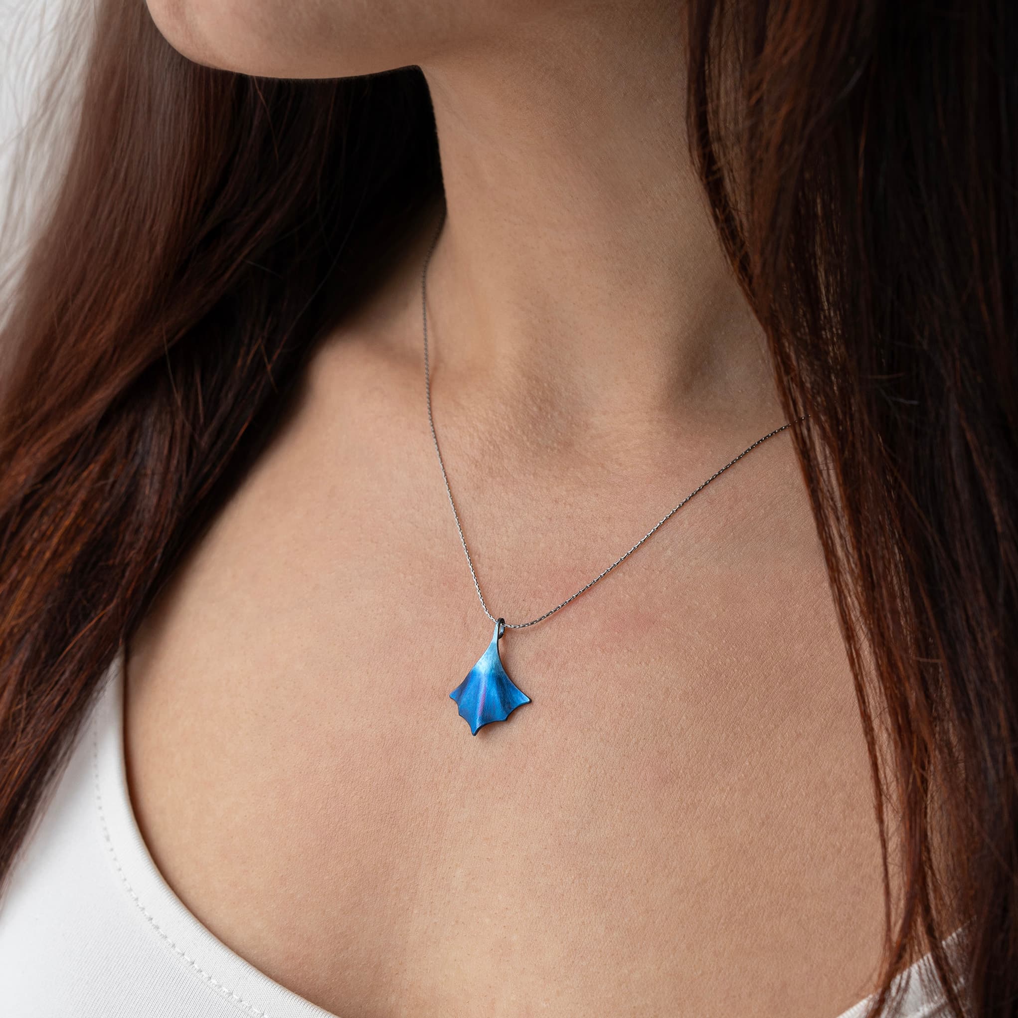 Angelote Blue – Organic Titanium Pendant Necklace