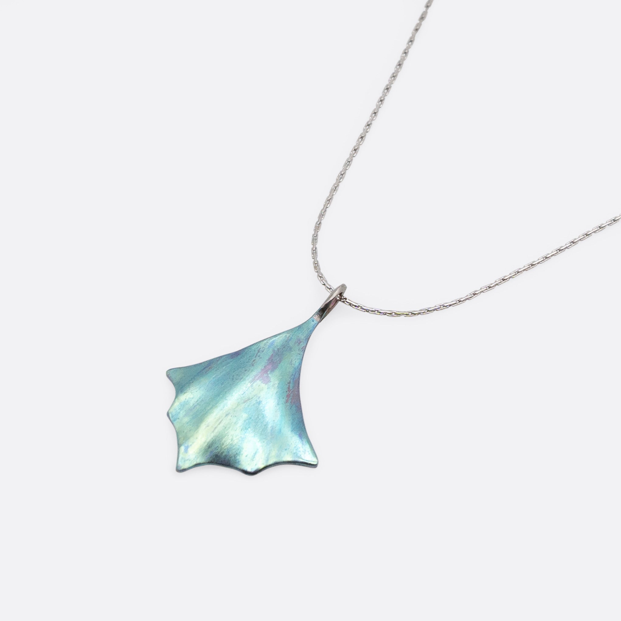 Angelote Turquoise – Organic Titanium Pendant Necklace